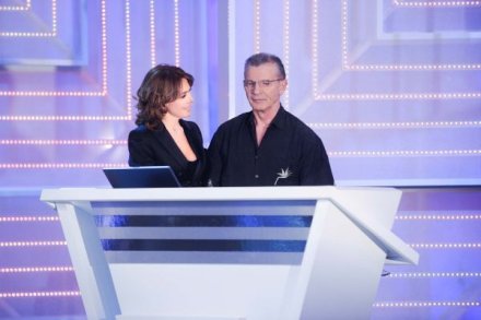 Mediaset sospende ''Stasera che Sera'', impegno ma risultati non brillanti